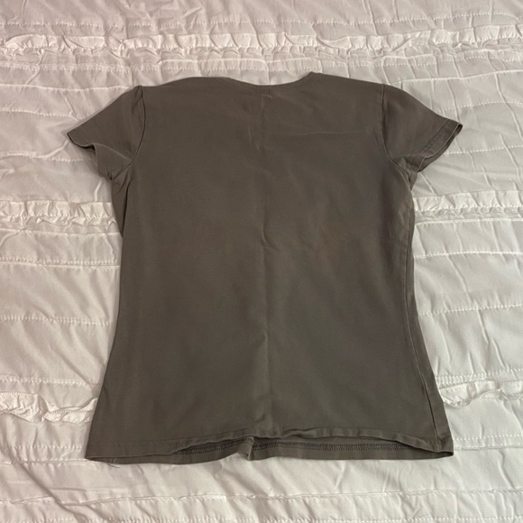 Gap T-Shirt - Picture 2 of 3